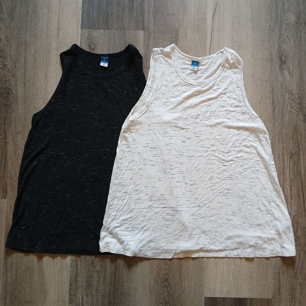 Set Of 2 Size XS Old Navy Women’s Sleeveless Luxe T-Shirt Tee Tank Space Dye